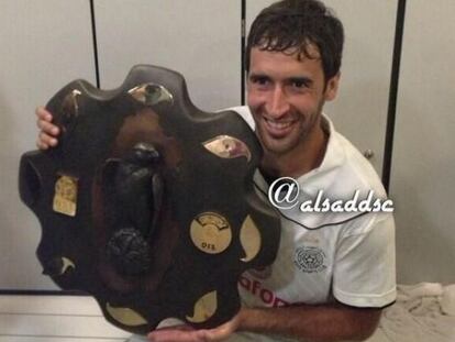 Raúl, con el título de Liga catarí.