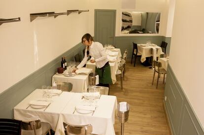 Comedor del restaurante La Chelo, en Madrid.