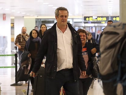 L'exconseller Joaquim Forn a l'aeroport de Barcelona el 31 d'octubre.