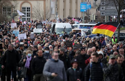 Manifestación contra las restricciones para frenar los contagios de coronavirus en Kassel.