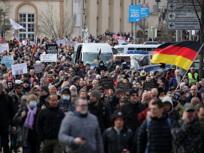 Manifestación contra las restricciones para frenar los contagios de coronavirus en Kassel.