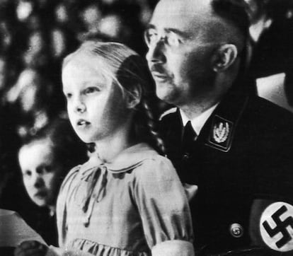 Himmler con su hija Gudrun en 1938