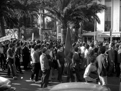 Manifestação no Festival de Cannes, em maio de 1968. 