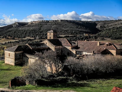 Vista del monasterio de La Monjía, en Fuentetoba (Soria), el pasado jueves.