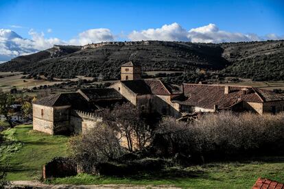 Vista del monasterio de La Monjía, en Fuentetoba (Soria), el pasado jueves.