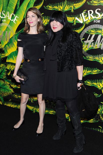 Sofia Coppola y Anna Sui posaron juntas.