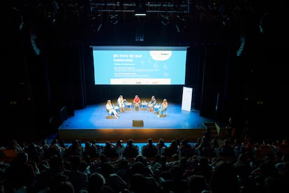 En Valencia, Stay Healthy ha organizado importantes eventos, como el encuentro celebrado en 2023, que reunió a más de 200 estudiantes para debatir sobre el bienestar emocional.