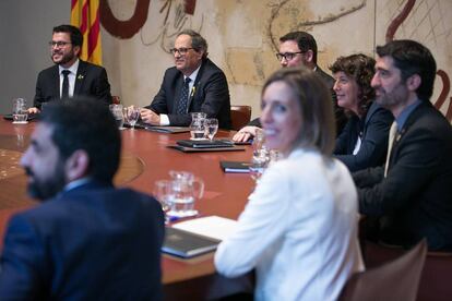 Primera reunión del nuevo Govern de Cataluña. El presidente de la Generalitat, Quim torra, lidera la reunión.