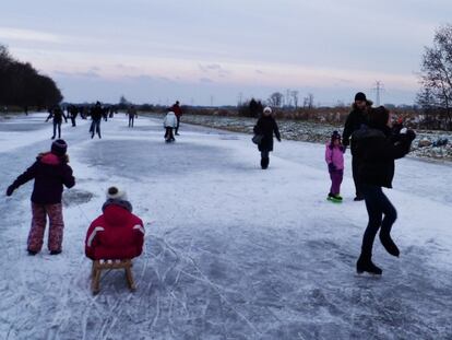 El patinaje sobre hielo es una de las actividades invernales preferidas de los habitantes de la ciudad.