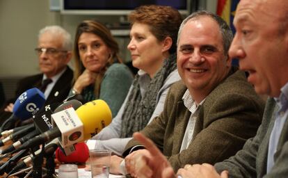 Imagen de archivo del alcalde de Girona (segundo por la izquierda), Albert Ballesta.