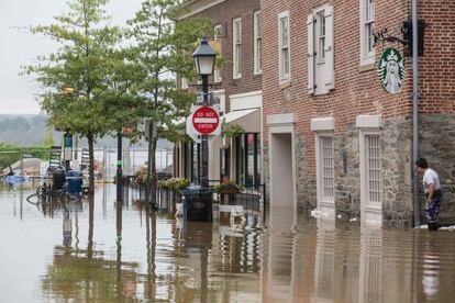 Algunas ciudades, entre ellas Alexandria (Virginia), ya han comenzado a sufrir los efectos de 'Florence', que van desde fuertes ráfagas hasta graves inundaciones.