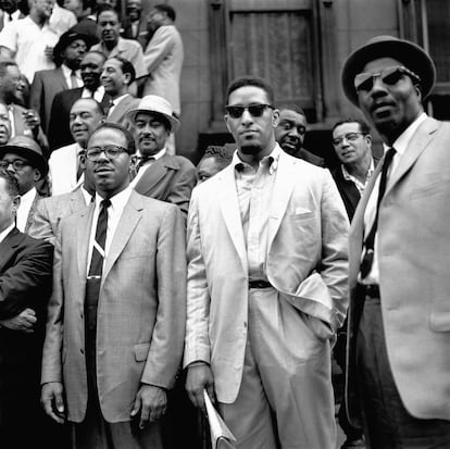 Los músicos Sonny Rollins, Benny Golson y Thelonious Monk, retratados en Harlem en 1958.