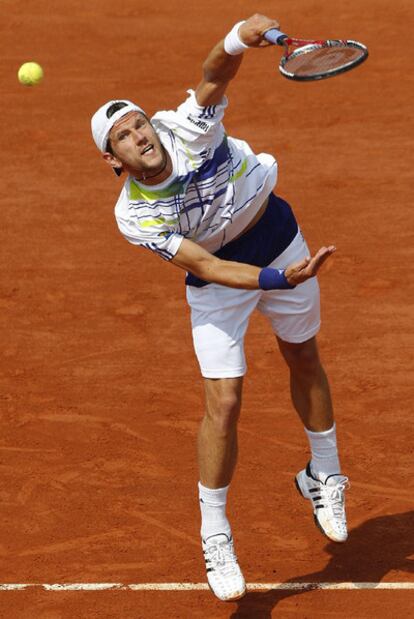 Melzer, durante el partido ante Djokovic