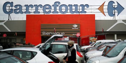 Carrefour de Carquefou, en Nantes (Francia).