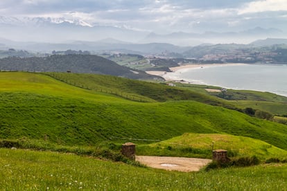 La playa de Gerra, en la localidad cántabra de San Vicente de la Barquera.