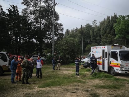 Puesto de Mando Unificado en la parte inferior del cerro de Monserrate.