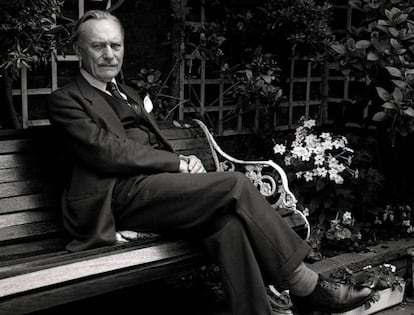 El político conservador británico Enoch Powell (1912-1998).