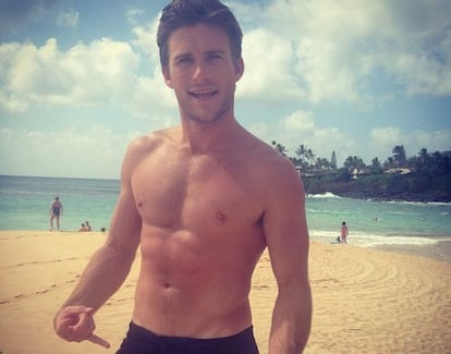 Antes de quitarse la camiseta en p&uacute;blico hay que calcular las posibilidades que hay de que Scott Eastwood, el hijo de Clint, se cruce en nuestro camino. El agravio comparativo puede resultar terminal.