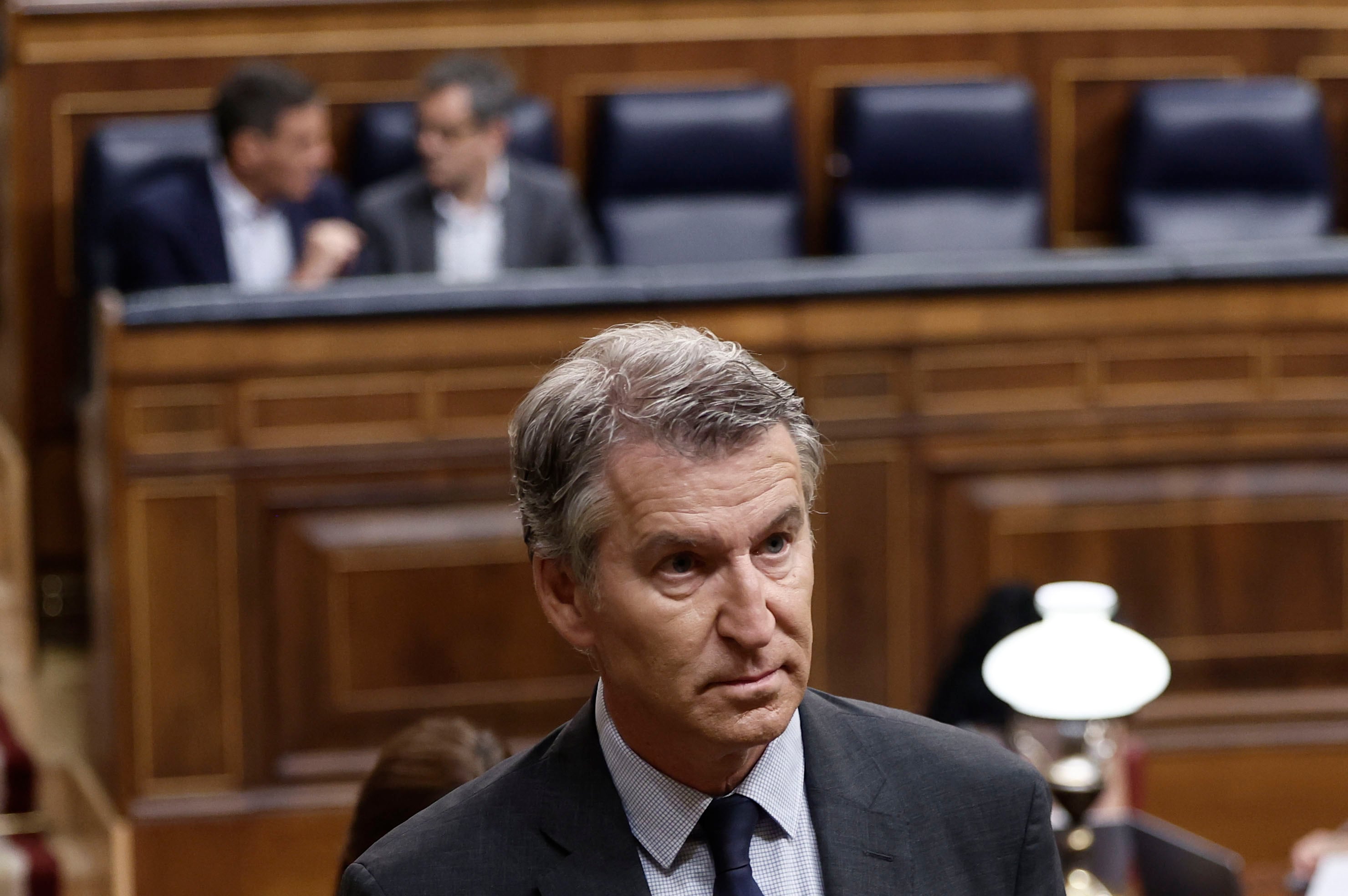 El Congreso aprueba con el apoyo de Junts y Vox la moción del PP que pide la dimisión de Pedro Sánchez y una cuestión de confianza