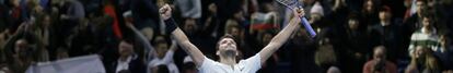 Dimitrov celebra su triunfo contra Sock, ayer en el O2.