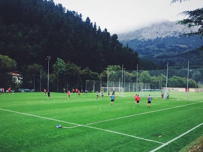 Campo de entrenamiento del Eibar en Atxabalpe.