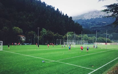 Campo de entrenamiento del Eibar en Atxabalpe.