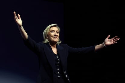 Marine Le Pen celebra los resultados de la primera vuelta de las elecciones legislativas francesas.