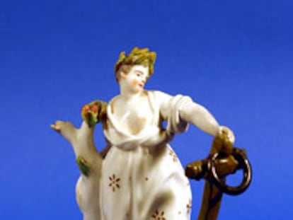 Figura alegórica en porcelana, de 1750 (Museo Correale, Sorrento).