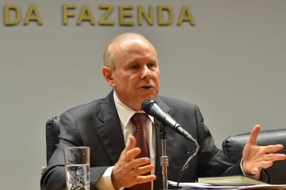 O ministro Guido Mantega em coletiva no in&iacute;cio do ano.