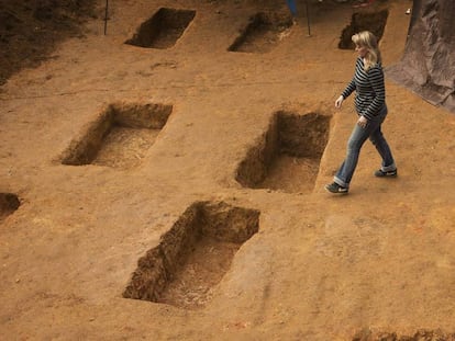 La antropóloga Erin Kimmerle en el cementerio del centro, en una imagen de archivo.