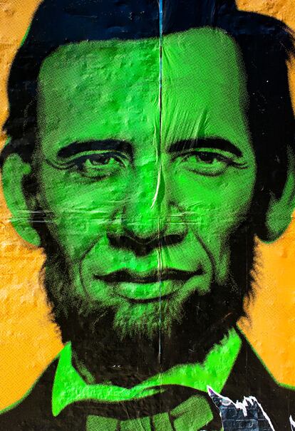 Uno de los retratos de la serie realizada por el artista pop Ron English mezclando las imágenes de los presidentes de Estados Unidos Abraham Lincoln y Barack Obama.