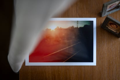 'Vidas paralelas sin apenas separación, al igual que un camino de hierro'.