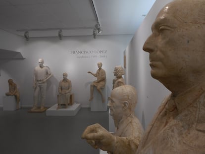 Sala del Museo Ibáñez, en Olula del Río (Almería), donde se exponen las escayolas de Francisco López. La fotografía es de Andrés García Ibáñez.