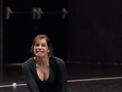 Mariona Ribas en un ensayo de 'La Regenta'.