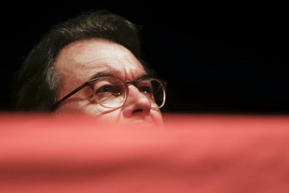 Artur Mas durante un acto de Òmnium Cultural donde sugirió que las acusaciones de Fèlix Millet, Jordi Montull y Gemma Montull contra Convergència son "pura invención".