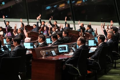 Los legisladores de Hong Kong votan el proyecto de Ley de Salvaguarda de la Seguridad Nacional