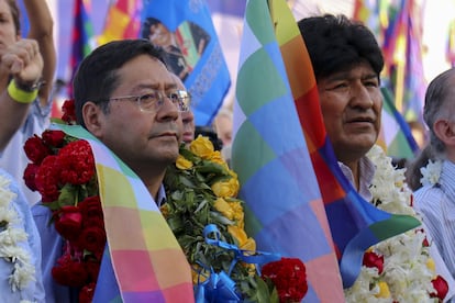 Luis Arce y Evo Morales, en un evento en Argentina, el 23 de enero de 2020.