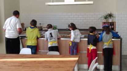 Taller de cocina infantil en Cocinea, en Madrid.