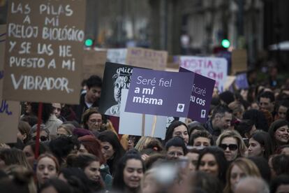 "Seré fiel a mi misma". Pancartas como esta se  han visto en varias ciudades españolas como Madrid o Sevilla, y también en Barcelona. 