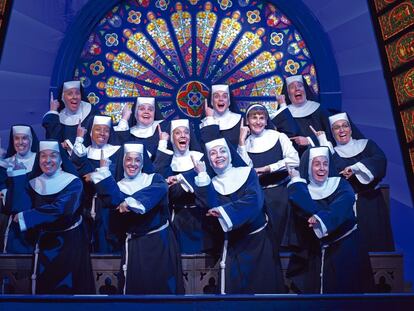 Las monjas de 'Sister Act' durante uno de los números del musical.