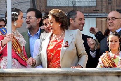 Mariano Rajoy, Rita Barberá, Francisco Camps y Javier Rojo en el balcón del Ayto. de Valencia