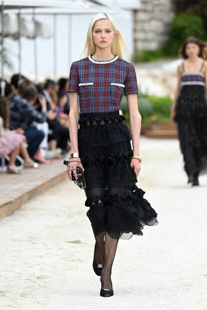 Chanel Cruise 2023 Collection  : Runway In Monte-Carlo