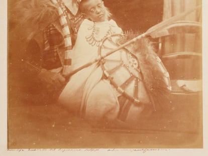 Captain Tristam Speedy with Prince Alemayehu.