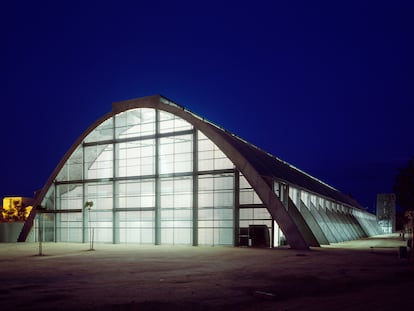 Edificio embarcadero en Cáceres