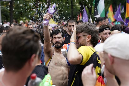 Participantes en la marcha del Orgullo por el centro de Madrid, este sábado. 
