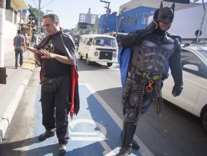 Vampiro e Batman em Itapevi (S&atilde;o Paulo).