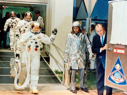 La tripulación del Apolo 8 momentos antes del lanzamiento