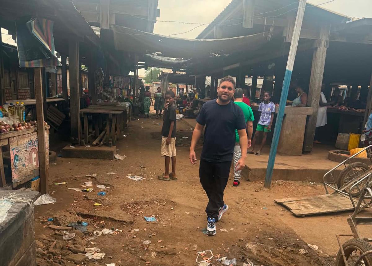 Yasmani, cubano que fue deportado a África desde Estados Unidos.