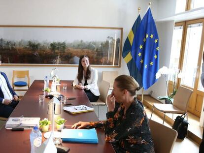 El primer ministro holandés, Mark Rutte, el canciller austriaco, Sebastian Kurz, la primera ministra de Finlandia, Sanna Marin, el primer ministro sueco, Stefan Lofven y la primera ministra danesa, Mette Frederiksen, en una reunión en el marco del Consejo Europeo que se celebra en Bruselas. 