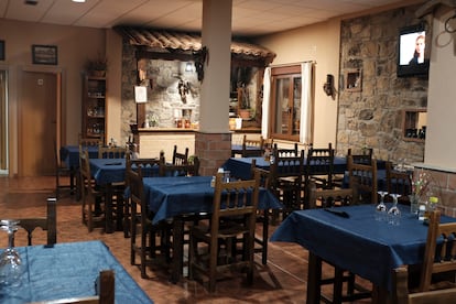 El comedor de Casa Encarna, en el pequeño pueblo zamorano de Carbellino de Sayago.